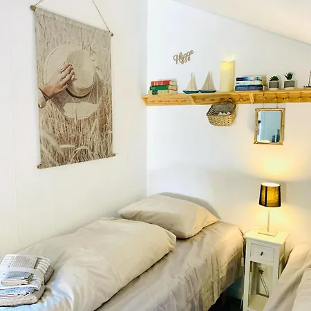 Idyllisk Taet Ved Blavand Billum